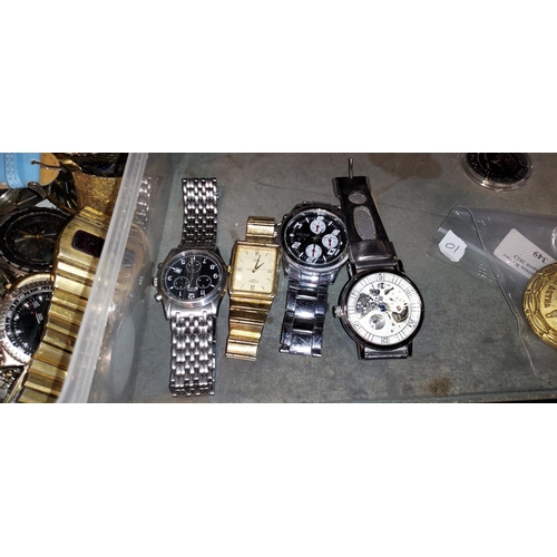 355 - Large Tub Of Ladies And Mens Watches, Mostly Mens. For Spares/Repairs.