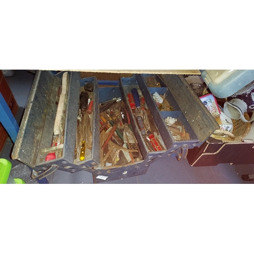 31 - Cantilever Tool Box With Tools