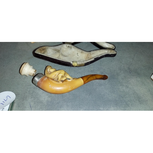 351 - Small Royal Doulton Pekingese Plus Meerschaum Lady Pipe With Broken Head. Handle Amber, Extra Mouthp... 