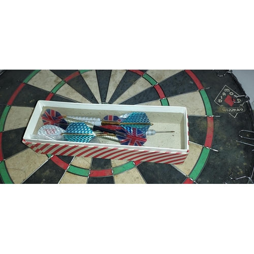 460 - Dart Board With Darts