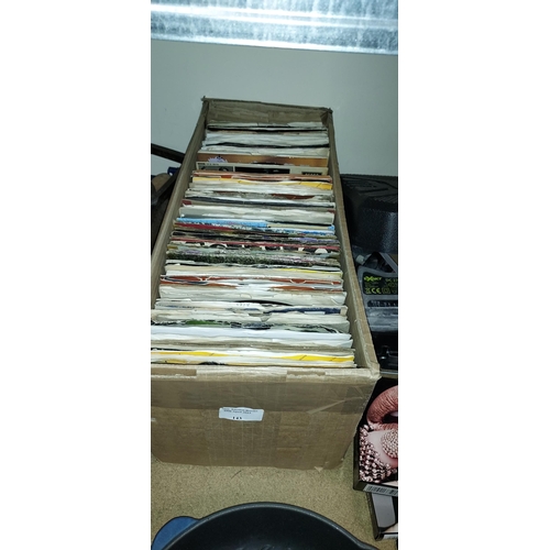 143 - Box Of 45 Records Disco And Soul