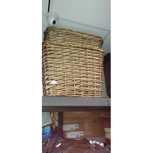 54 - 2 Large Basket With Rope Handles