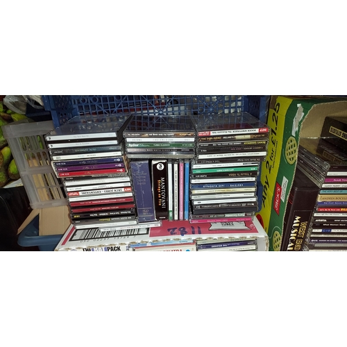 225 - Large Quantity Of Cd'S