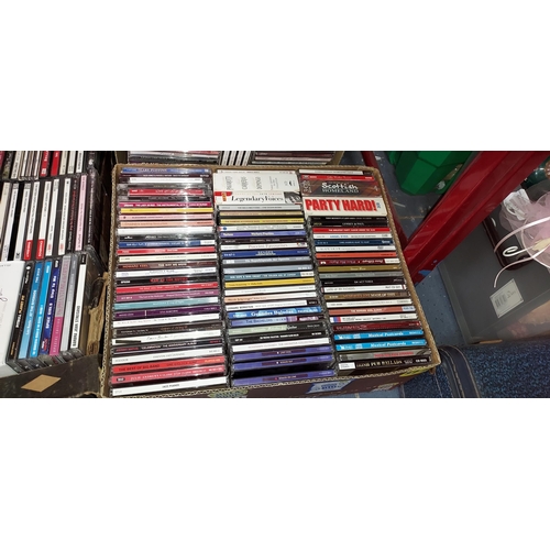 225 - Large Quantity Of Cd'S