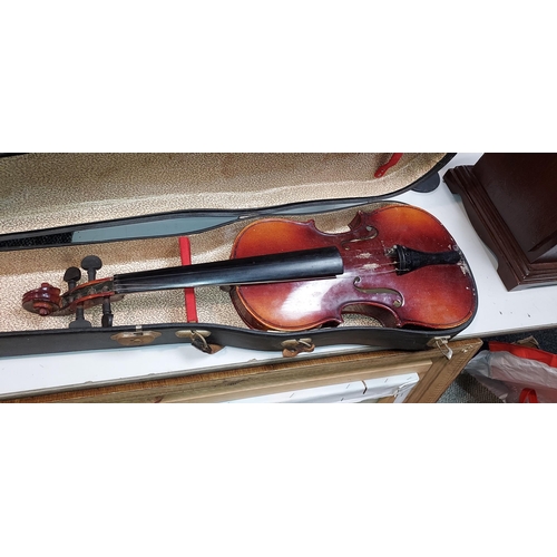 413 - Violin In Case