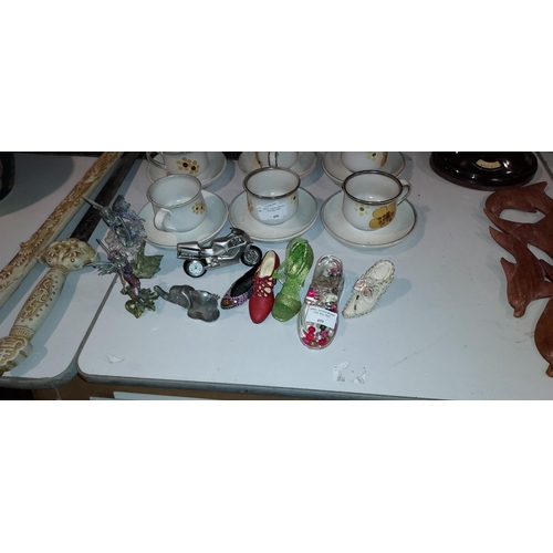 499 - Selection Of Ornaments Including 2 Pewter Fairies And 5 Shoes