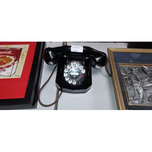 450 - Vintage Dial Up Telephone