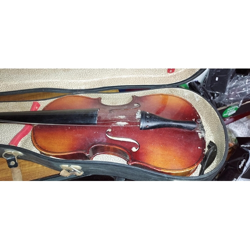 99 - Violin In Case