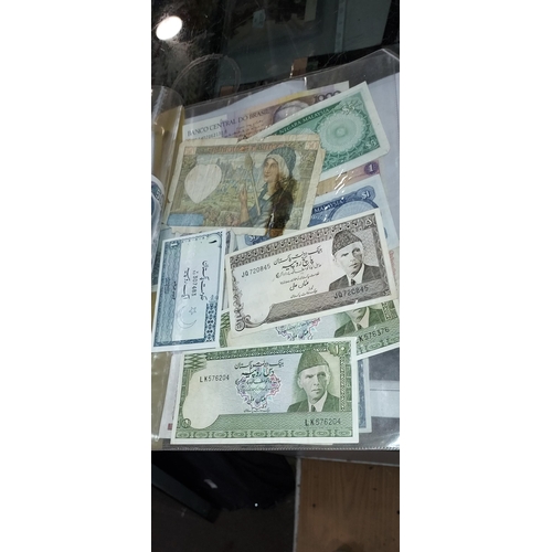 402 - 4 Sheets Of Vintage Bank Notes