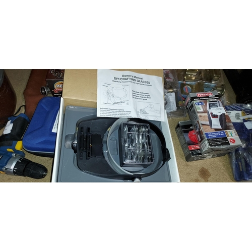 132 - Led Magnifier Head Set Unused