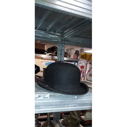 424 - Old Bowler Hat