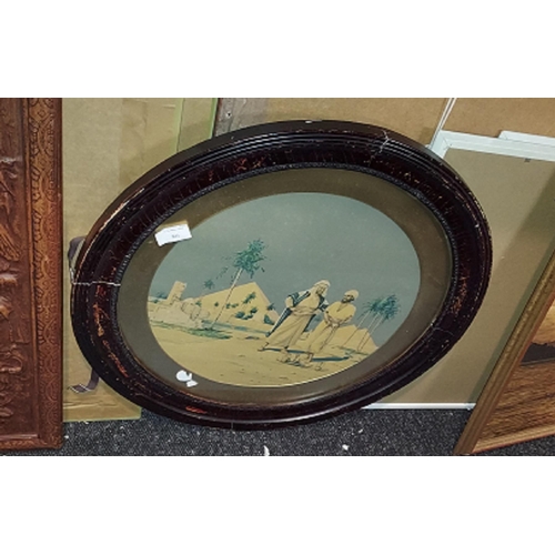 541 - Round Framed Desert Scene Picture