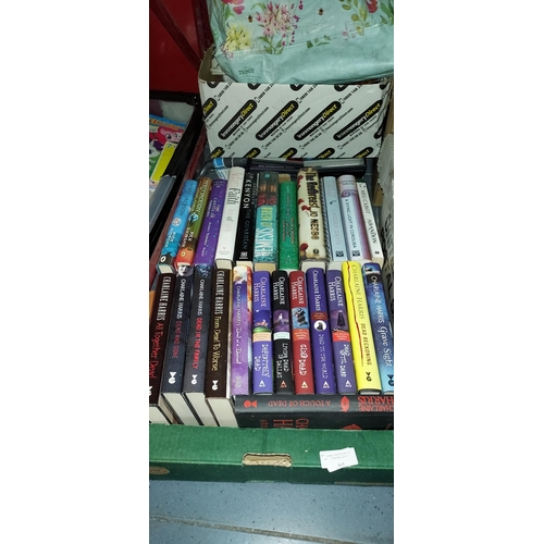 645 - Tray Of Charles Harris Novels And Others