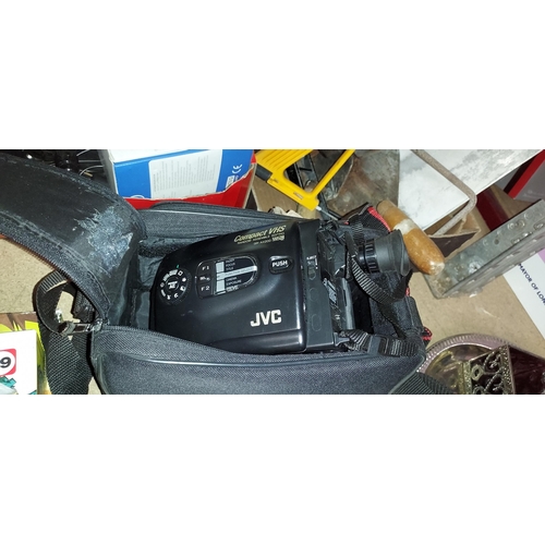 218 - Jvc Gr-Ax200E Camcorder In Bag