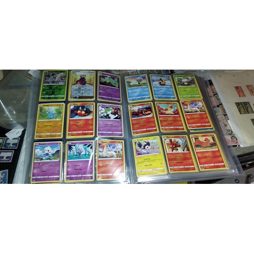 533 - Folder Containing 537 English/Japanese Pokemon Cards Including 39 Holo/Reverse