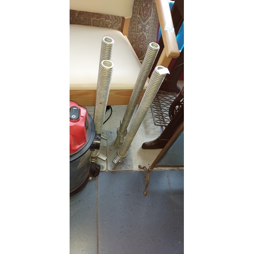 43 - 4 Adjustable Scaffold Legs