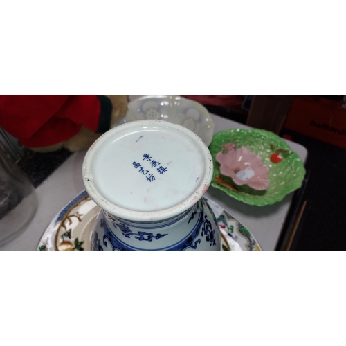 462 - Chinese Blue And White Vase Stamp To Base 12