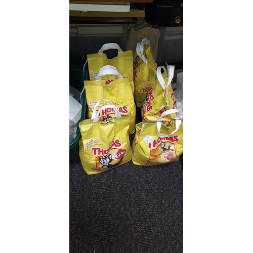 181 - 6 Bags Of Unopened Thomas Cat Litter