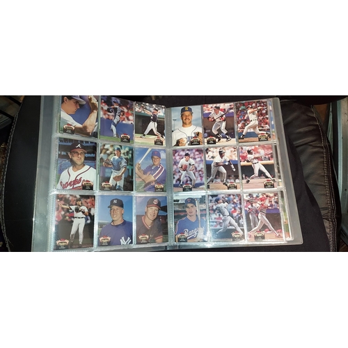 268 - Folder Containing 387 Baseball Cards Teams 1992 Mint