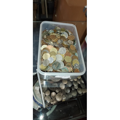 275 - Tub Of Coins