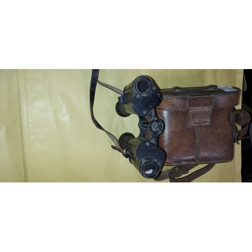 281 - Pair Of Ww2 Era Carl Zeiss German Field Binoculars In Case