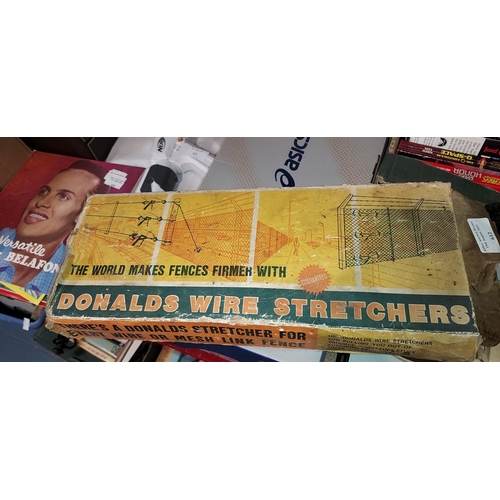 612 - Donald'S Wire Stretchers In Box