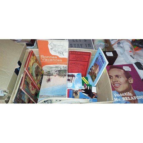 624 - Box Of Travel Guides