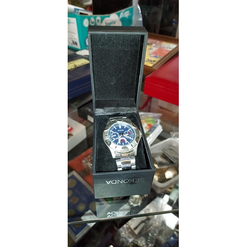 284 - Sekonda 3 Dial Gents Watch In Box