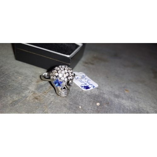 375 - Skull Dress Ring One Stone Missing