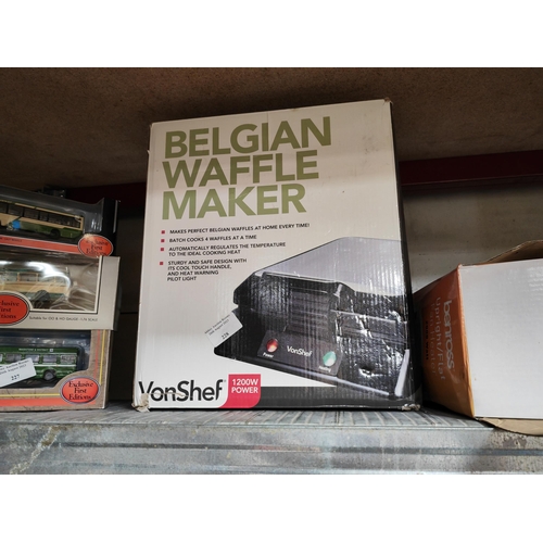 228 - Vonshef Belgian Waffle Maker Tested And Working