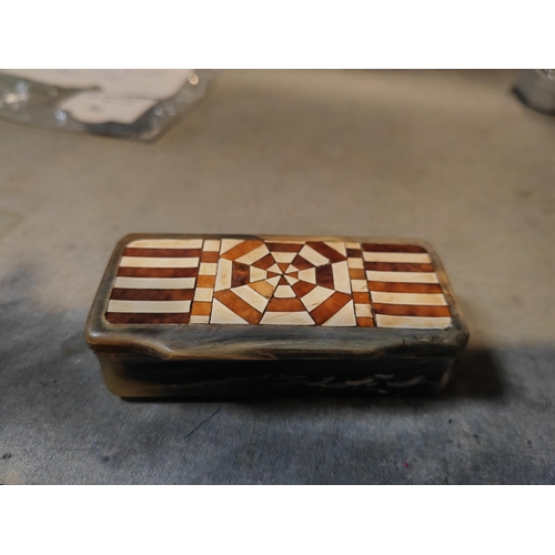 376 - Antique Horn Snuff Box With Bone, Tortoise Shell Decoration