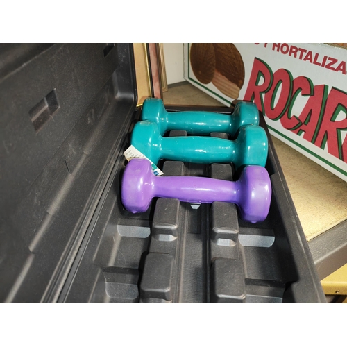 67 - 3 Weights In Case Plus A Pedal Bin And Photo'S Frames