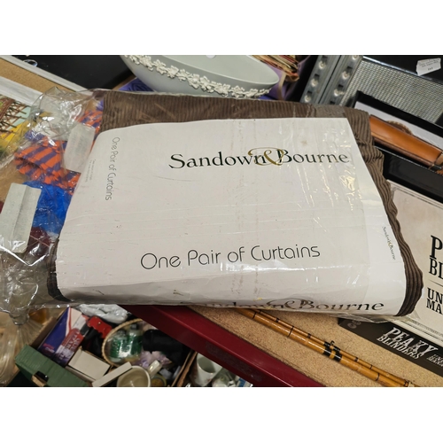 135 - Pair Of Unused Sandown & Bourne Curtains