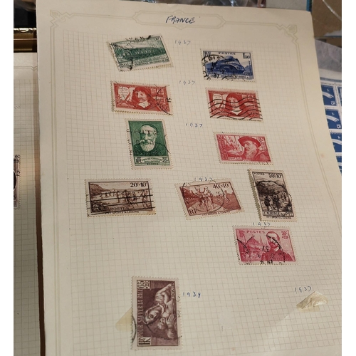 560 - 4 Pages Of French Stamps