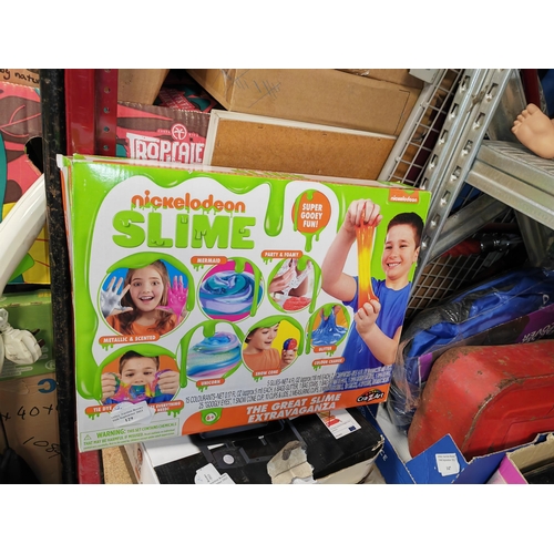 129 - Nickelodeon Grand Slime Extravaganza Game