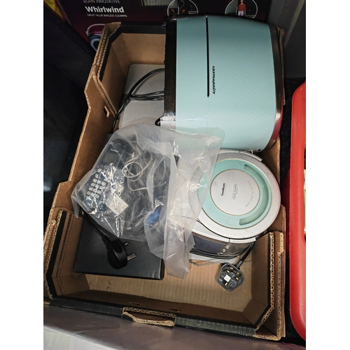 176 - Box Of Electricals Etc