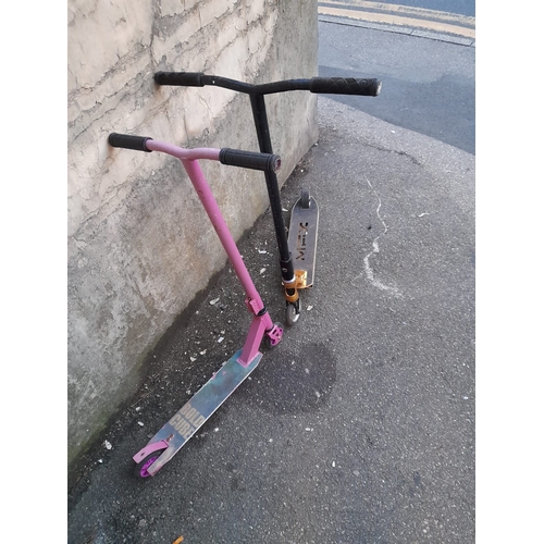 40 - 2 Childs Scooters