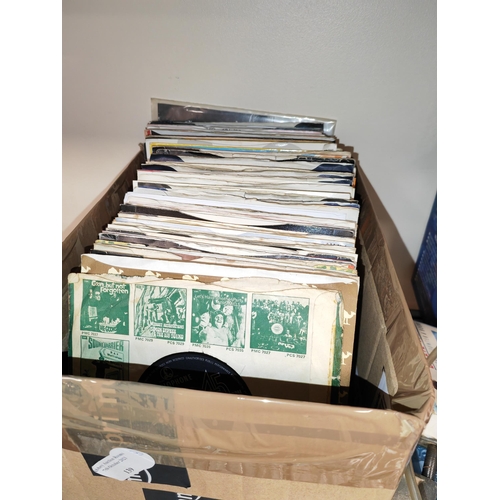 139 - Box Of Clean 70/80'S Single Records Indie Etc