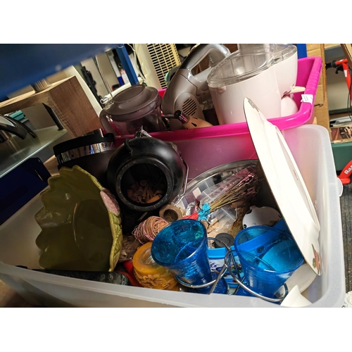 681 - Box Of Assorted Items Including Ice Buckets  Etc