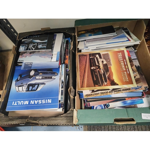 78 - Approx 270 Car Brochures For The North American Marker, Usa & Canada In 2 Boxes