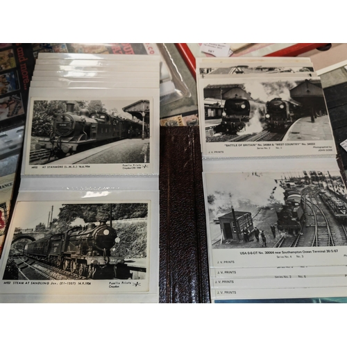 555 - Approx 80 Train & Railway Postcards Including B & W Vintage Pamlin Prints & A Few Colour