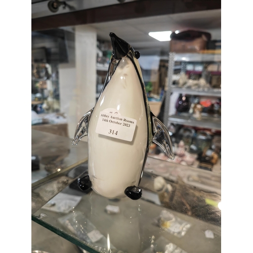 314 - Glass Penguin Figurine