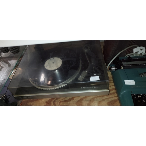 716 - Jvc Turntable Model No Ql/A2 Direct Drive