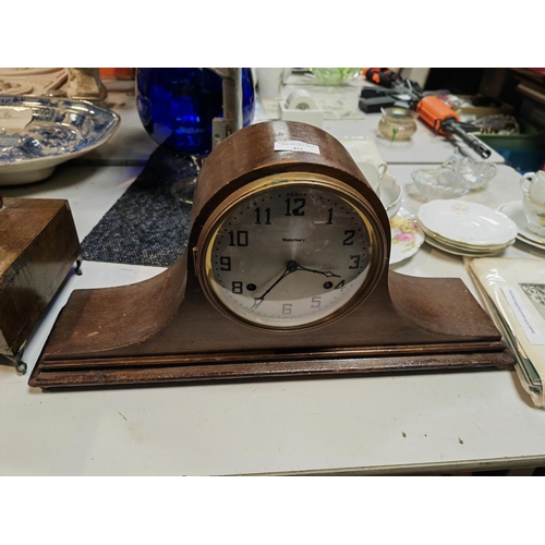 422 - American Clock With Key And Pendulum