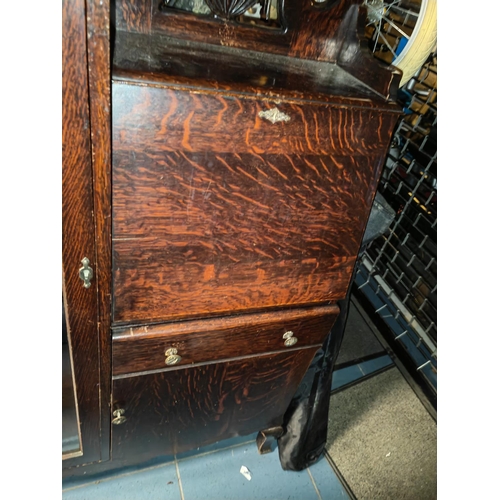 76 - Oak Display/Bureau