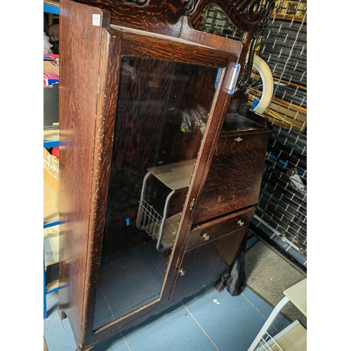 76 - Oak Display/Bureau