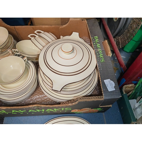 223 - 1930'S Wedgwood Annular Dinner Service 46Pc Art Deco