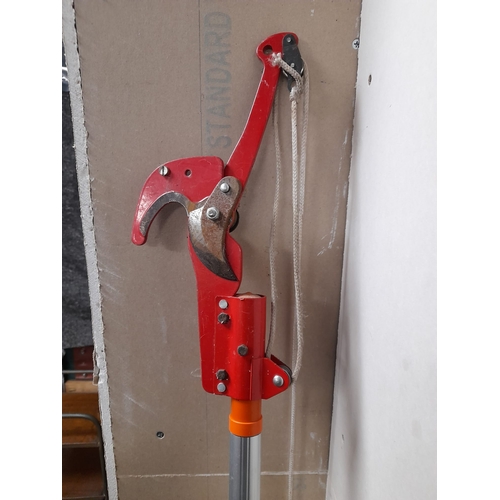 39 - Stihl Hand Tree Lopper