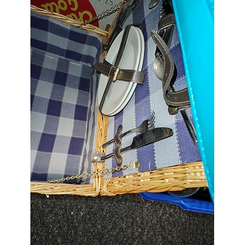 209 - Picnic Basket With Contents