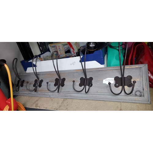 52 - Set Of 5 Coat Hooks